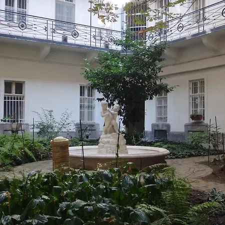 Апартаменты M - Downtown *